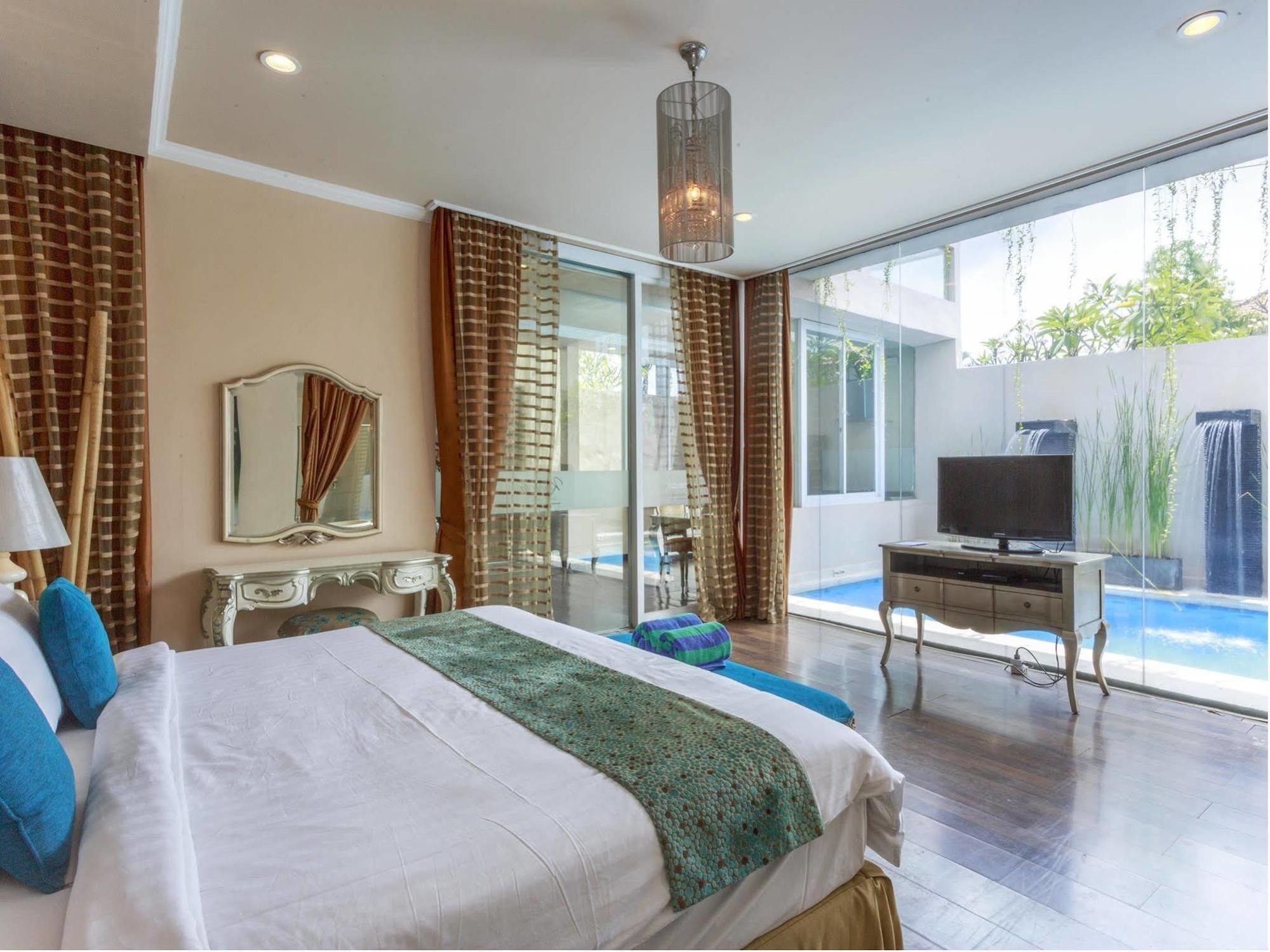 Kamuela Villas Seminyak Luaran gambar