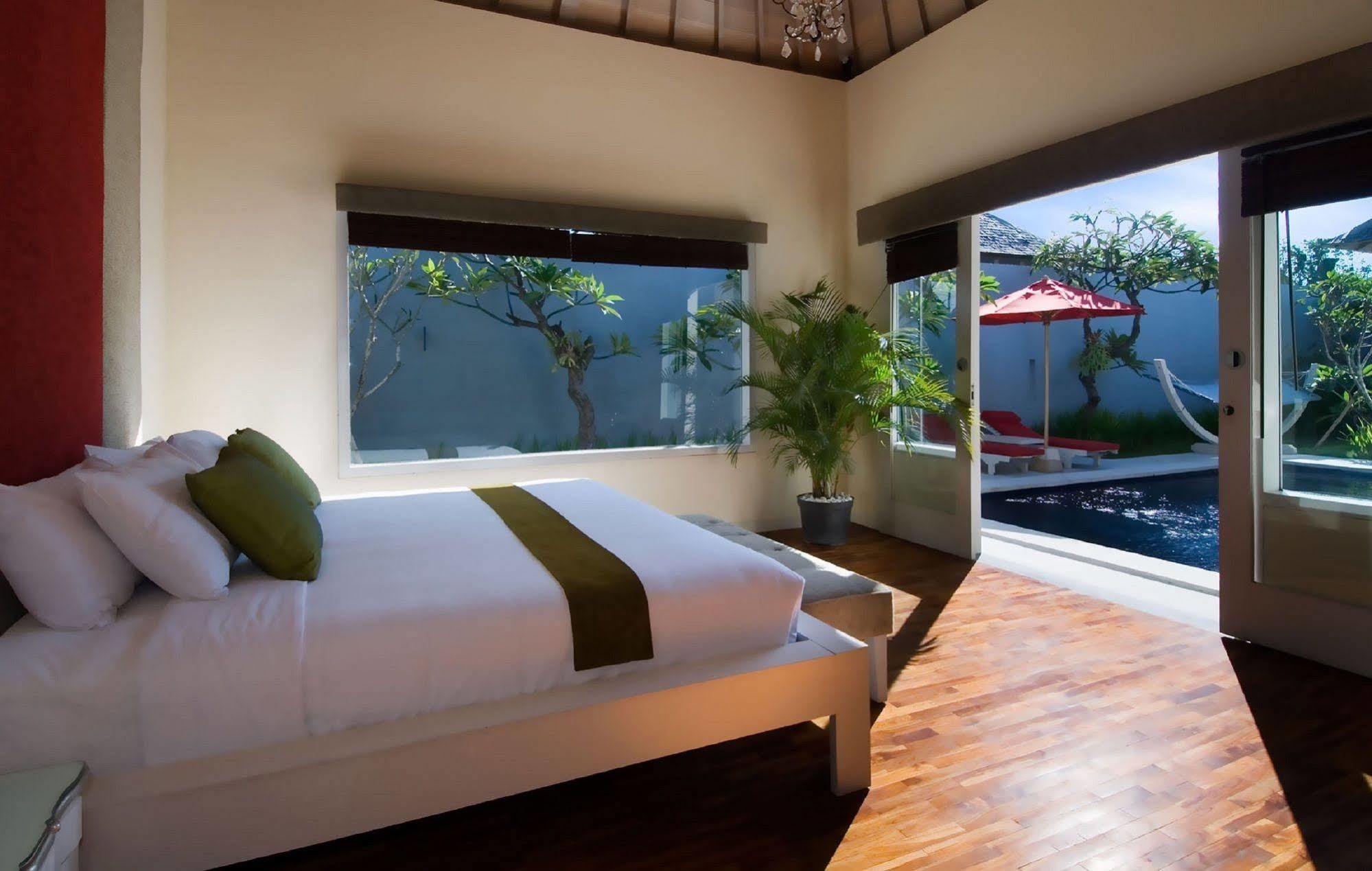 Kamuela Villas Seminyak Luaran gambar